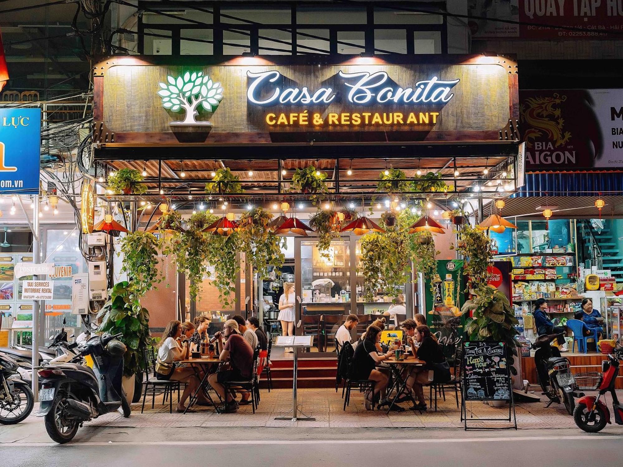 Casa Bonita Hotel Кат-Ба Экстерьер фото